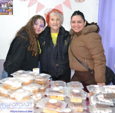 Venezolanos-Feria-en-Amigos-de-Muniz_22_resultado