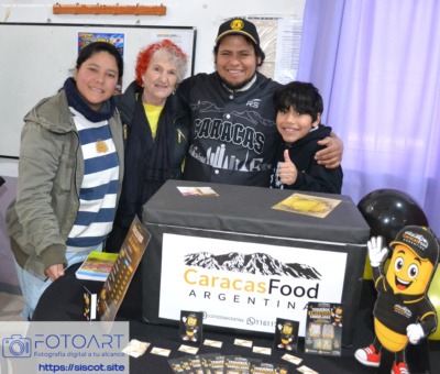 Venezolanos-Feria-en-Amigos-de-Muniz_24_resultado