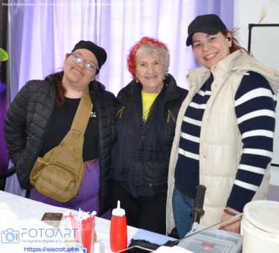 Venezolanos-Feria-en-Amigos-de-Muniz_25_resultado