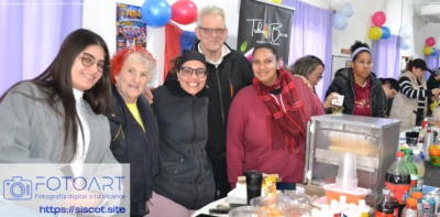 Venezolanos-Feria-en-Amigos-de-Muniz_29_resultado